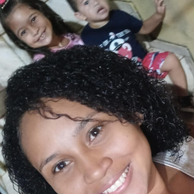 Babá em Paço do Lumiar (Raposa): Bethinna