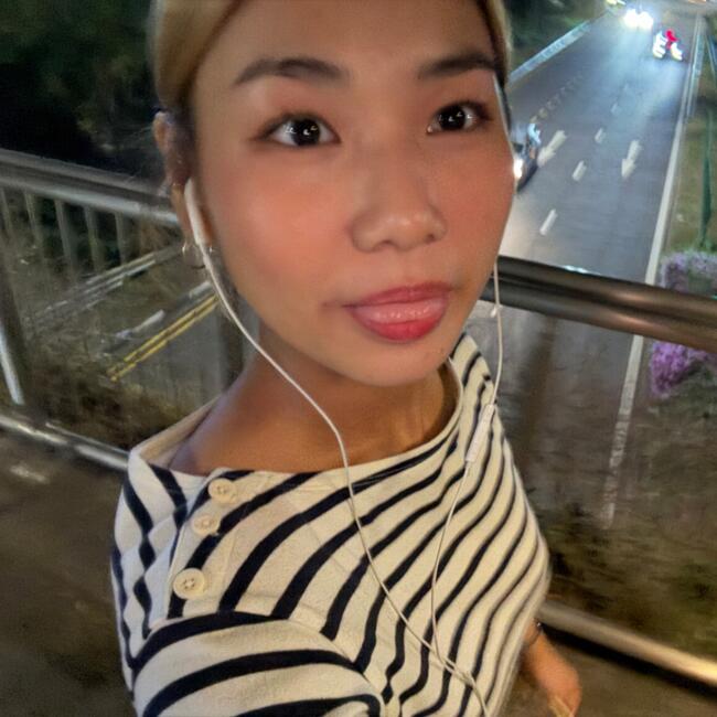位于Singapore Island的临时保姆: Ria