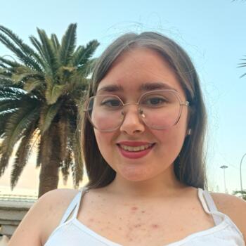 Babysitter Vega de San Mateo: Ylenia