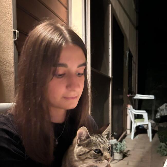 Babysitter in Foligno: Laura