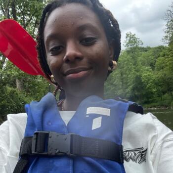 Babysitter Haaltert: Nadine