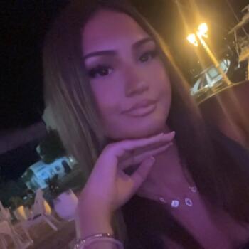 Babysitter in Amilly: Asmaa