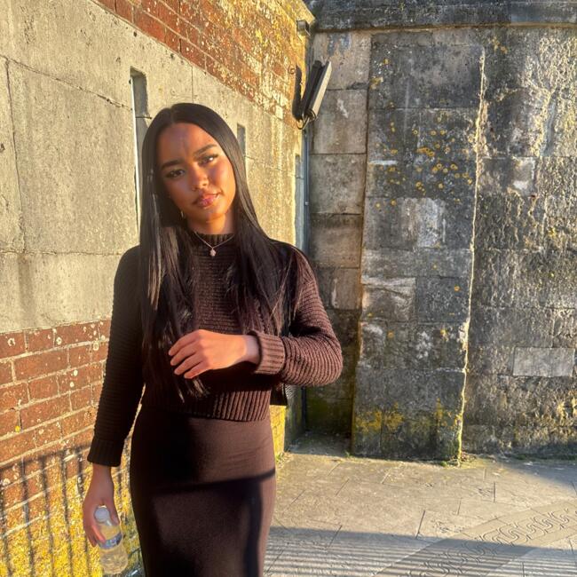 Babysitter in Portsmouth: Daniella