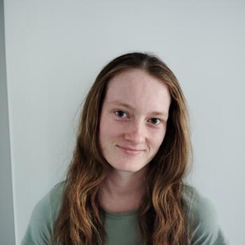 Babysitter in Hamilton: Kayla