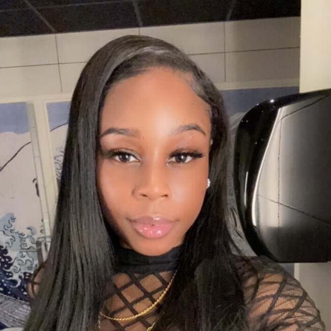 Oppas in Nieuw-Vennep: Nefthely