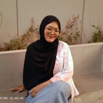Babysitter Jakarta: Tsania Luthfiani