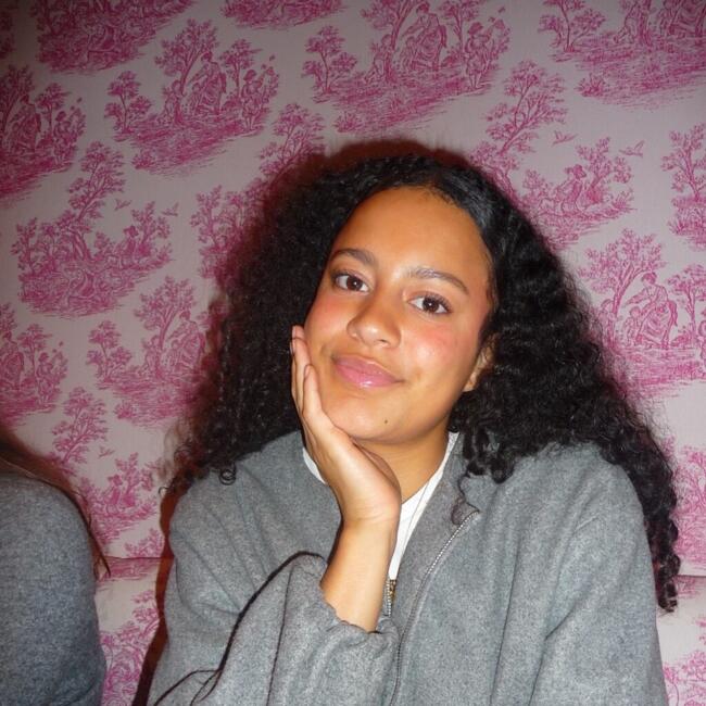 Babysitter in Savigny-le-Temple: Maelly