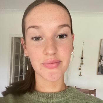 Babysitter in Port Macquarie: Keira