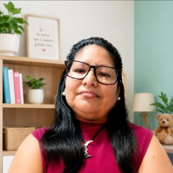 Niñera en Carmen De La Legua Reynoso: Ysabel