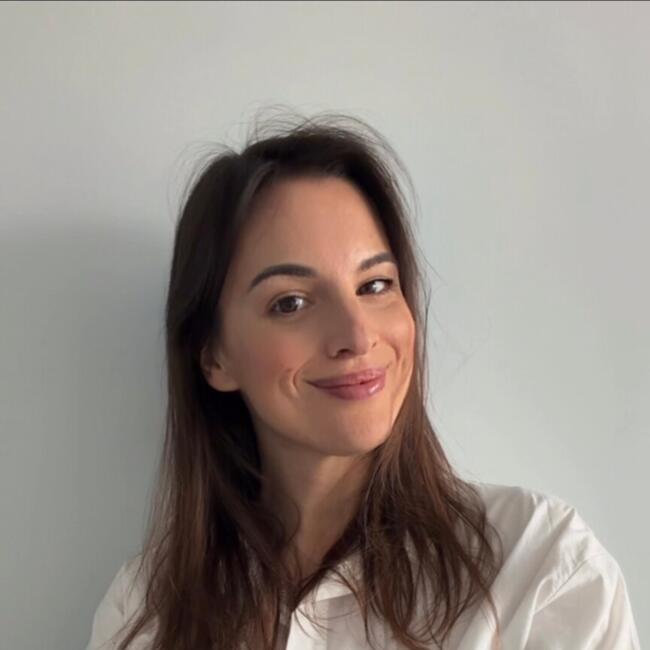 Trabalho de babysitting em Matosinhos: Aniela