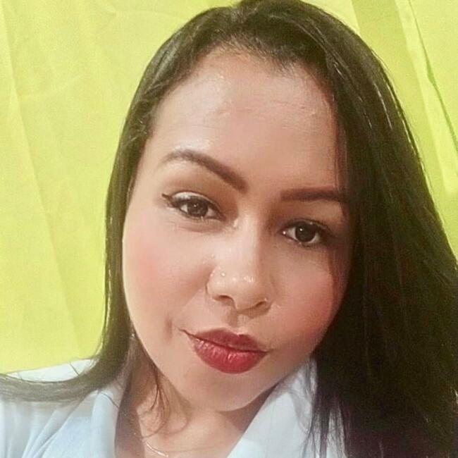 Babá em Várzea Grande: Lívia