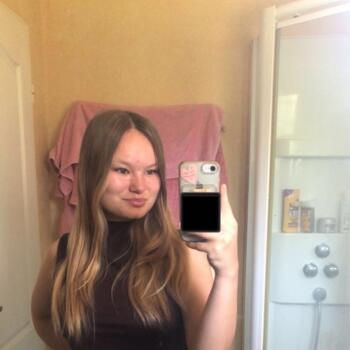 Babysitter in Thégra: Valentina