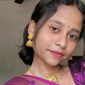 Babysitter in Jamshedpur: Khushbu