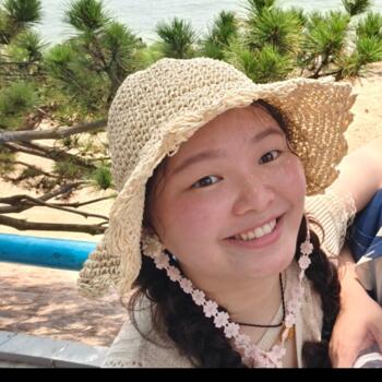 Babysitter in Laatzen: Zoe zhang
