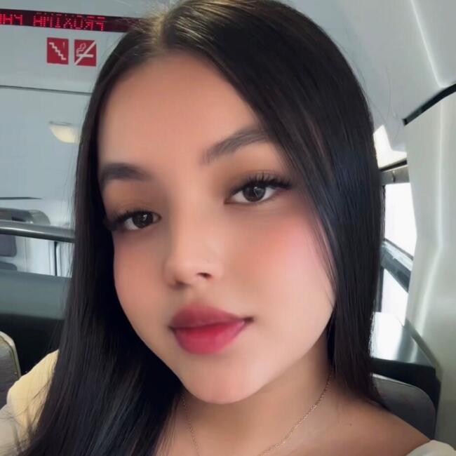 Babysitter in Calarcá: Valeria