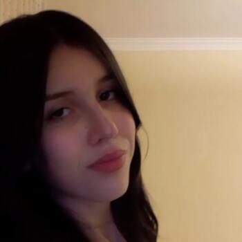 Babysitter em Almada: Diana