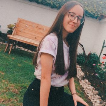 Babysitter in Floridablanca: Laura