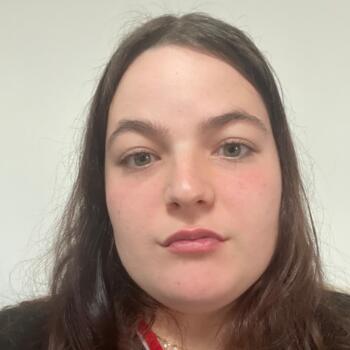 Babysitter in Cerizay: Manon