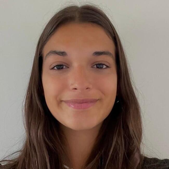 Babysitter in Buenos Aires: Delfina