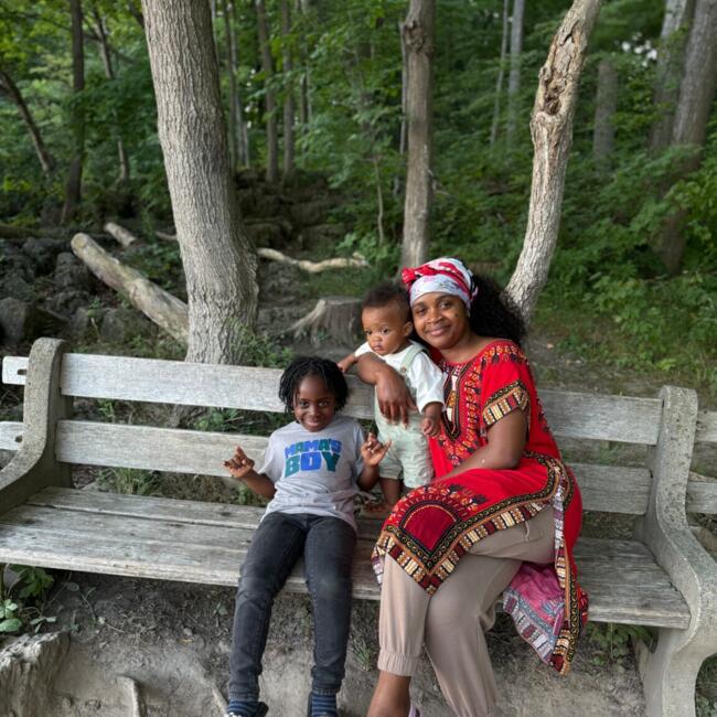 Job de garde d'enfants à Calgary: Donella