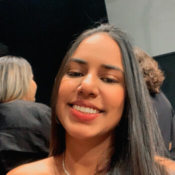 Babysitter in Santa Luzia: Thaís