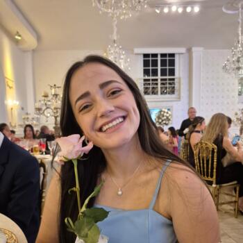Babá em Curitiba: Mariana