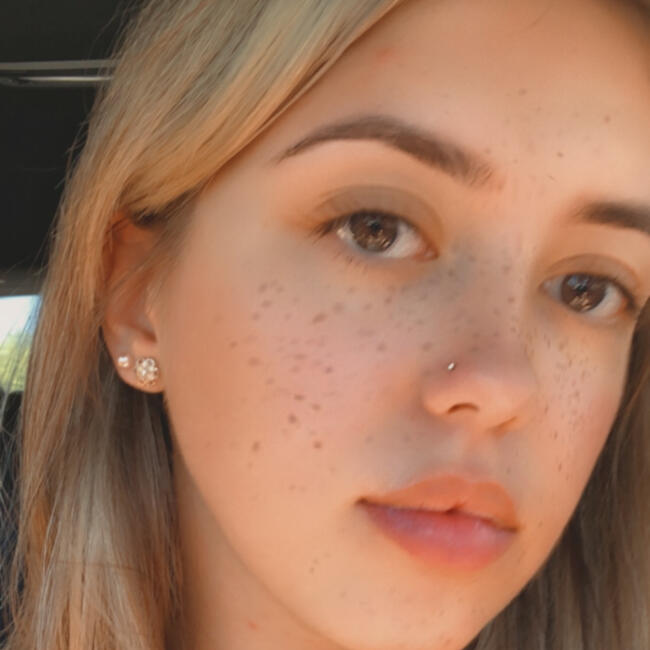 Baby-sitter in Sandweiler: Alicia