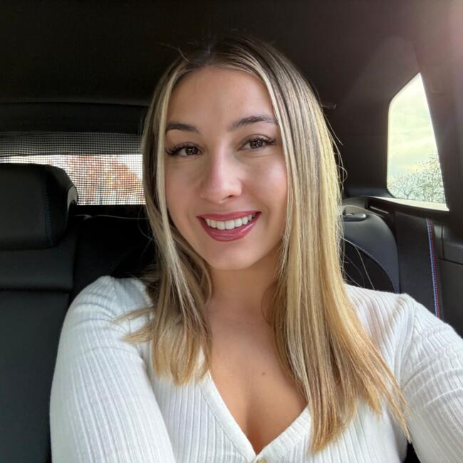 Babysitter in Kirchleerau: Helena