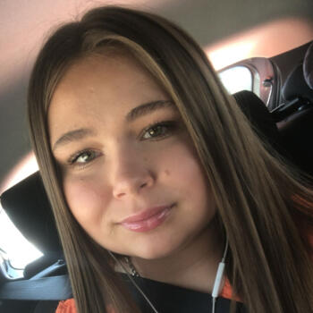 Babysitter in Rouen: Carla