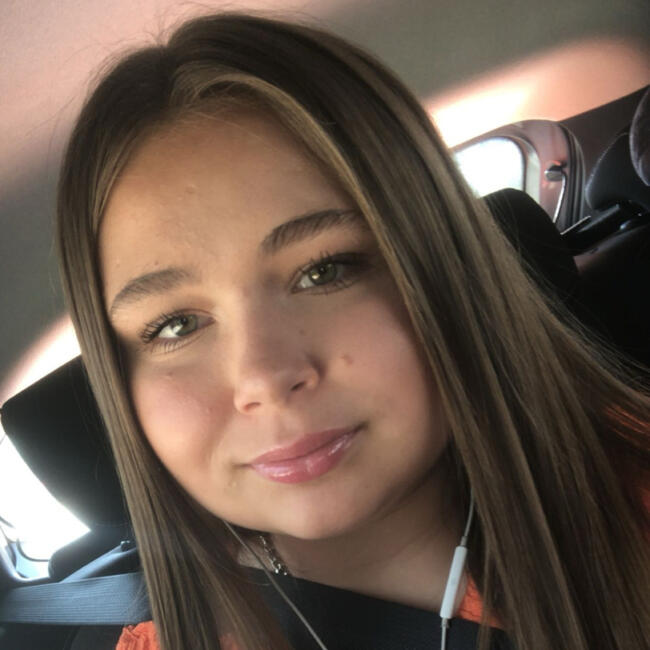 Babysitter in Rouen: Carla