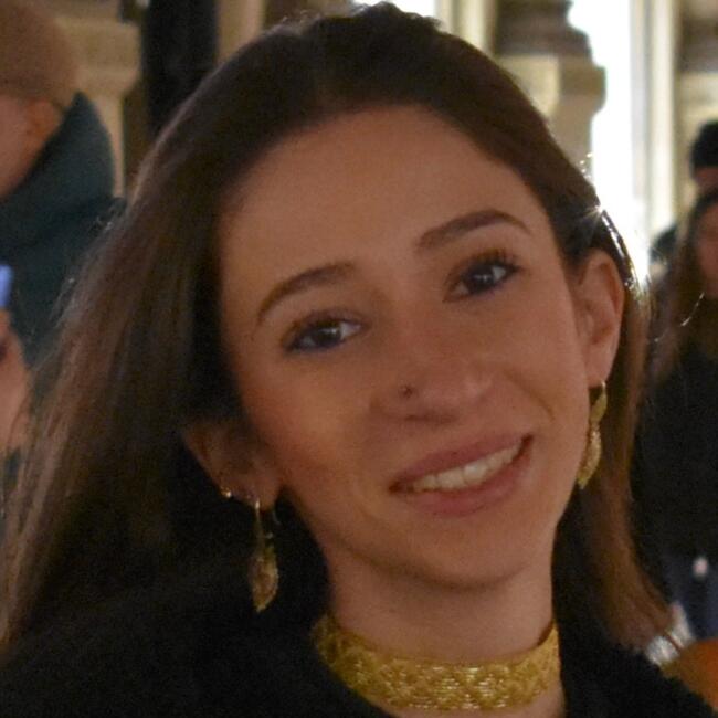 Babysitter in Lisbon: Marta