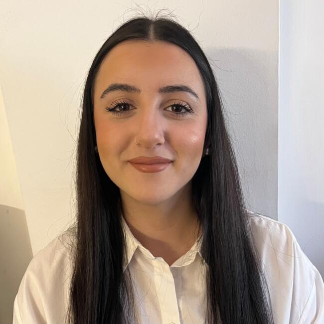 Canguro en Elche: Adriana