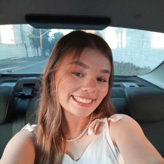 Babysitter in Maringá: Ana Karla