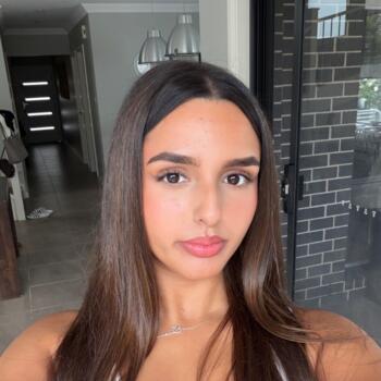 Babysitter in Sydney: Sienna