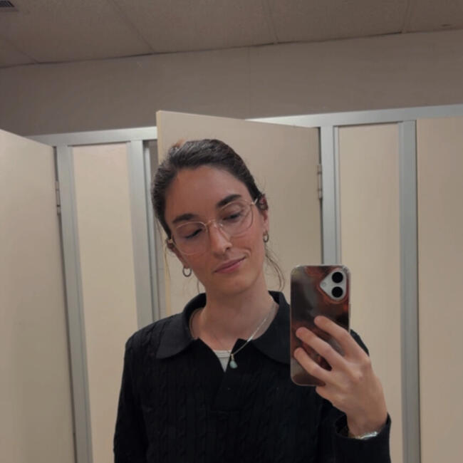 Babysitter in Montevideo: Agustina