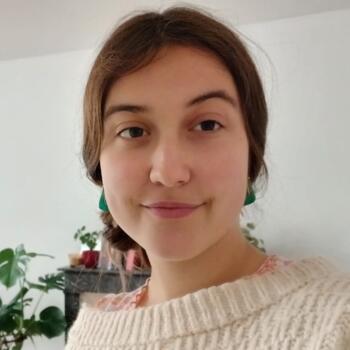 Babysitter in Clermont-Ferrand: Adele