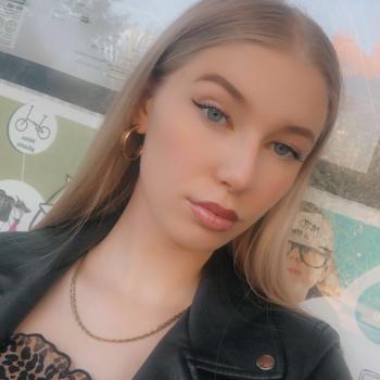 Babysitter in Montigny-lès-Metz: Flora