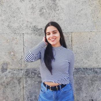 Babysitter em Faro: Luana