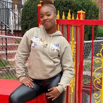 Babysitter in The Bronx: Taejuan