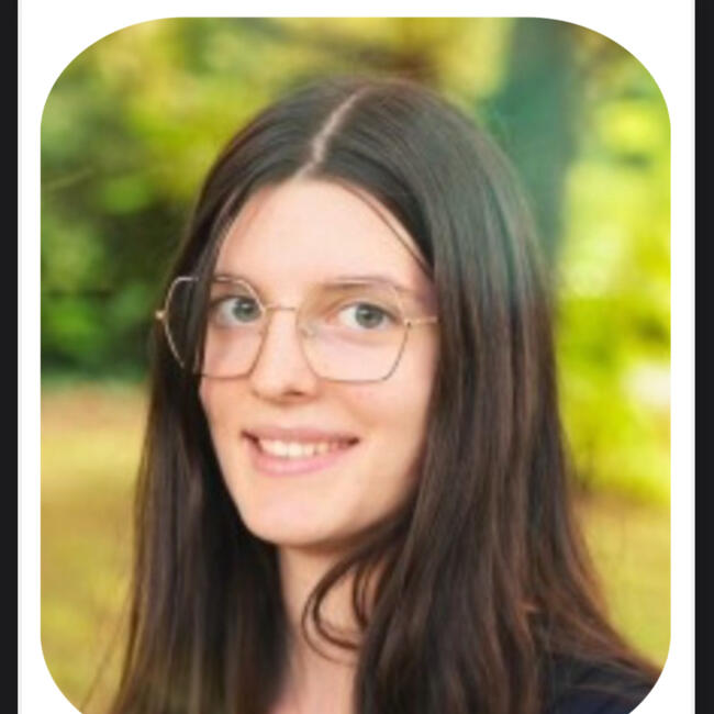 Babysitter in Saint-Aubin-de-Médoc: Laïa