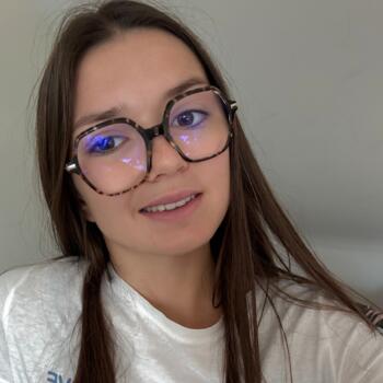 Babysitter in Malestroit: Maelle