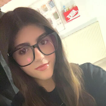 Babysitter Montagnieu (Isère): Savina