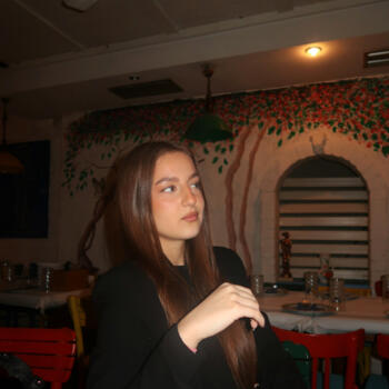 Bebisiterka u Beograd: Elena