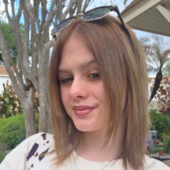 Babysitter in Plant City: Taylor