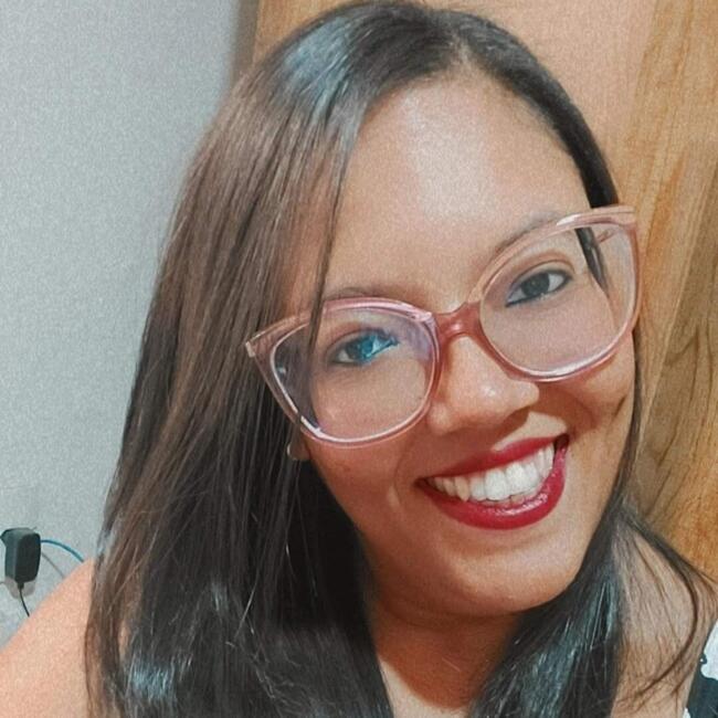 Babysitter in Jundiaí: Camila