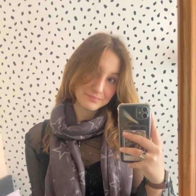 Babysitter in Worthing: Diana