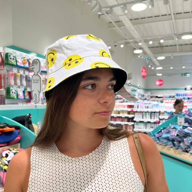 Babysitter in Allonnes: Léna