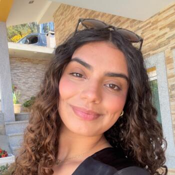 Babysitter in Arouca: Lara