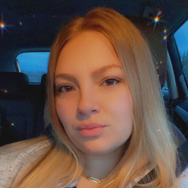 Babysitter in Orange: Melissa