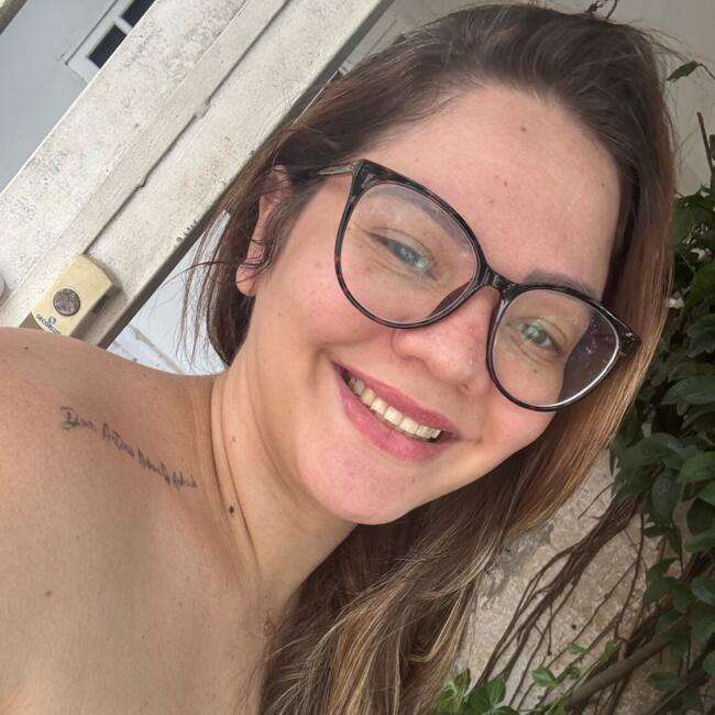 Babysitting job in Manaus: Beatriz